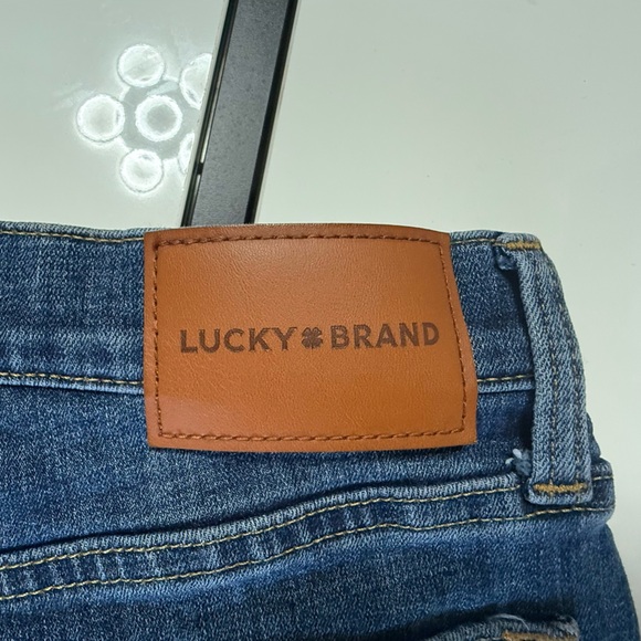 Lucky Brand Ava Mid-Rise Denim Cut-Off Shorts - Size 4/27 - Picture 6 of 13